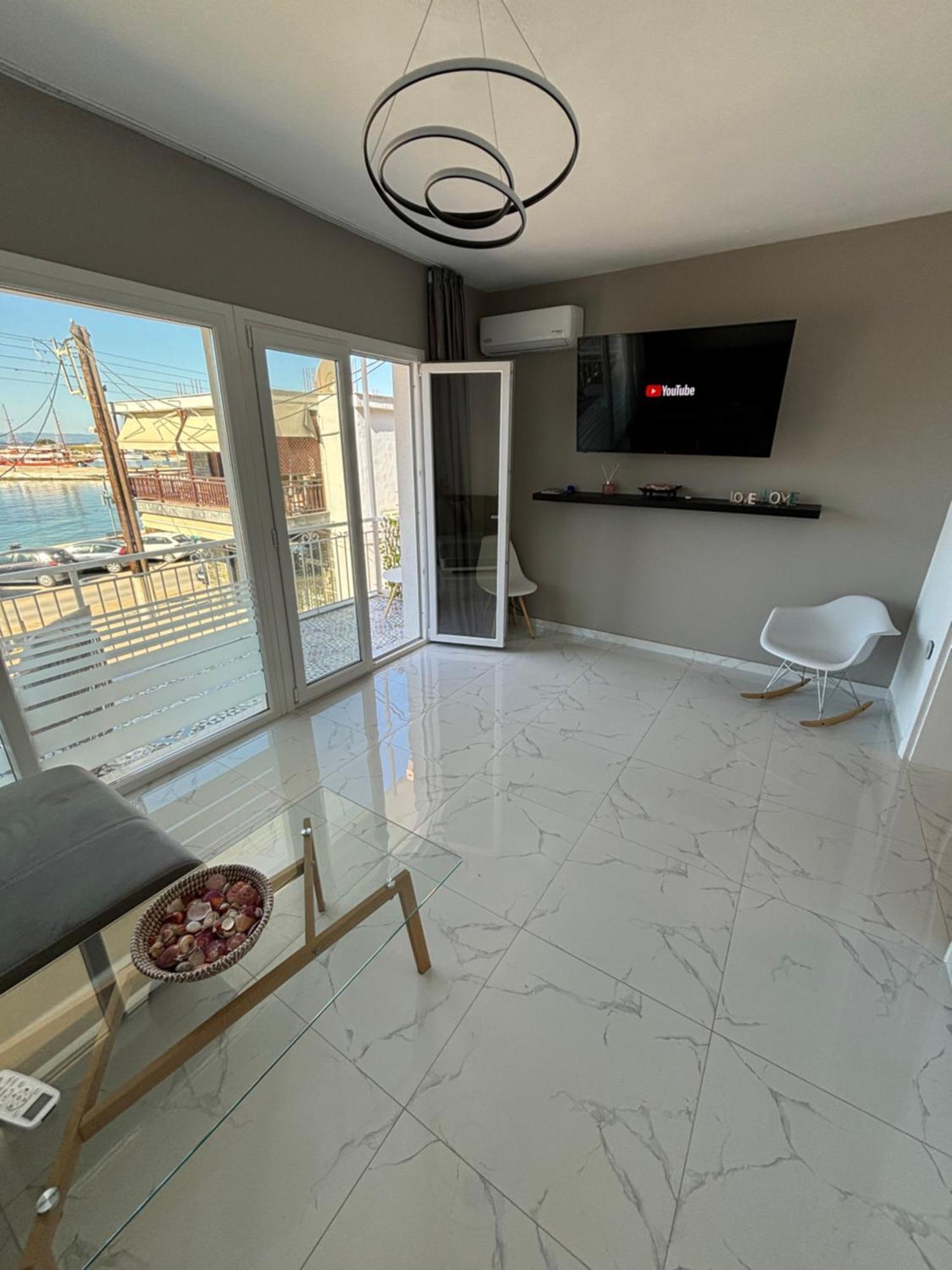 Candi Central Apartments Neos Marmaras Exterior photo